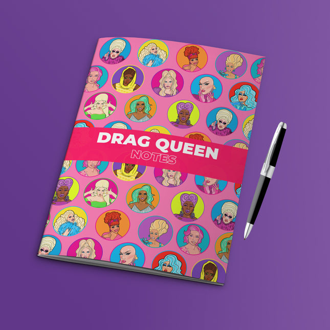 DRAG QUEENS