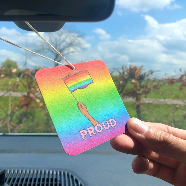 PROUD FLAG 🏳️‍🌈